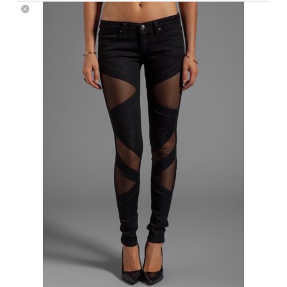 Frankieb $15 when you bundle 2or more pair of jean